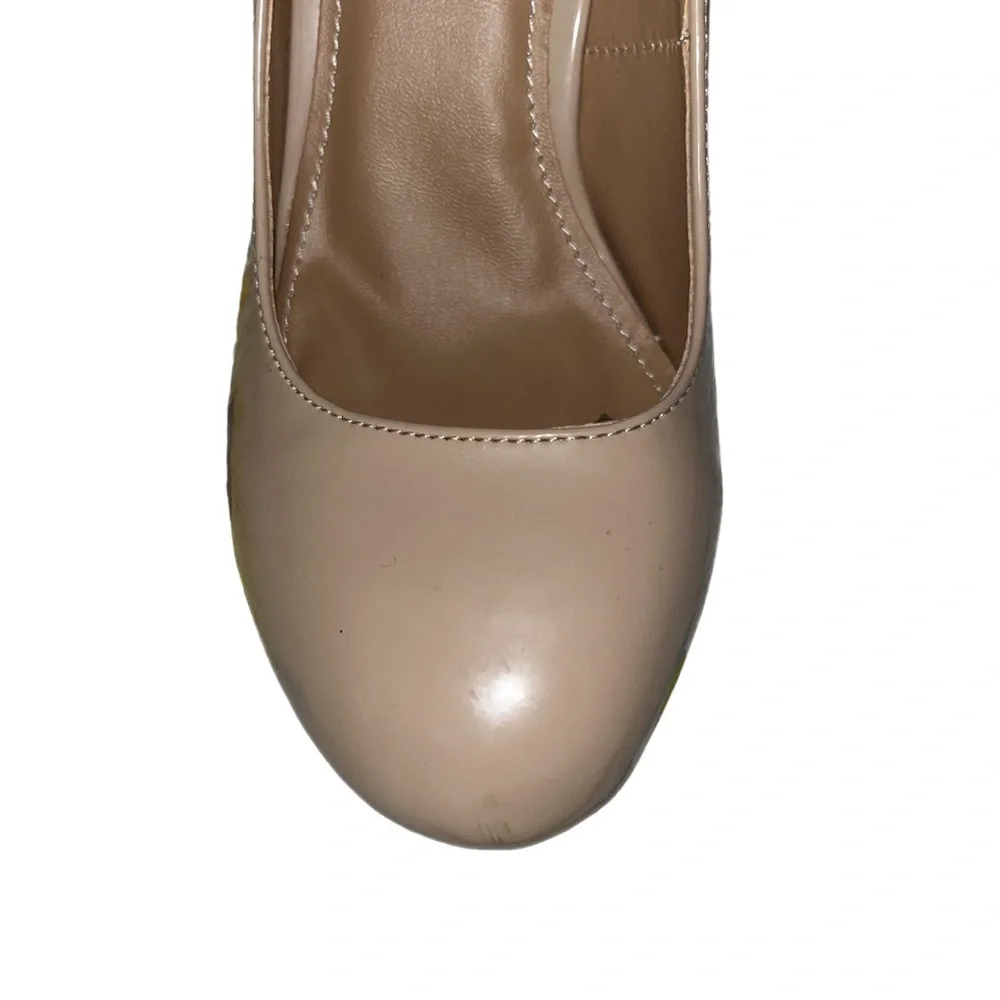 Tan ~ Patent ~ High Heeled Shoe ~ Sz 7 ~ Worn Once. - Picture 3 of 9